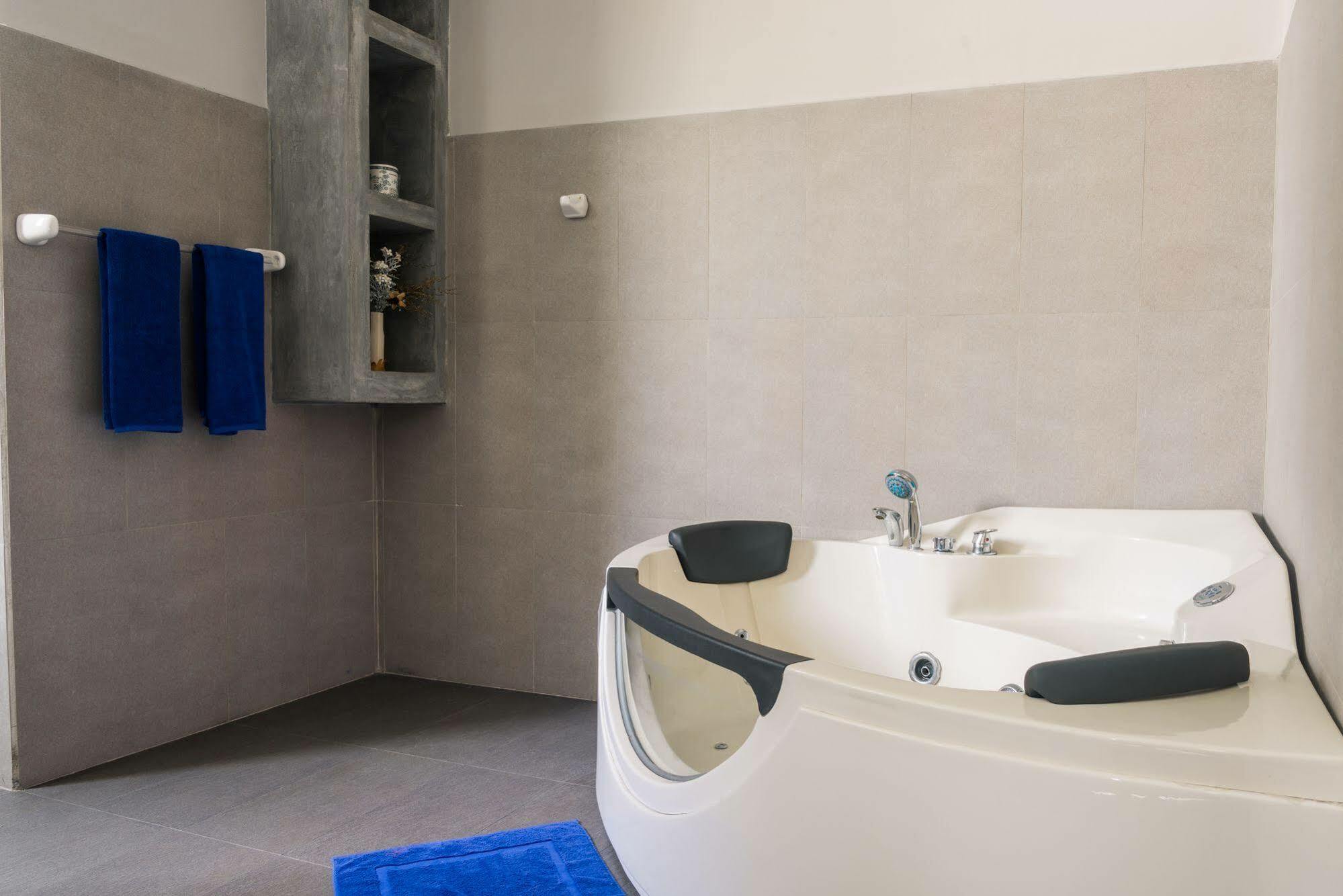 Neptune Eco Villas Weligama Bagian luar foto